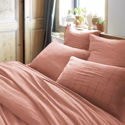 Ourea motif - Taie d'Oreiller 60x60cm Gaze de Coton Rose Pêche à Petits Carreaux - Rose