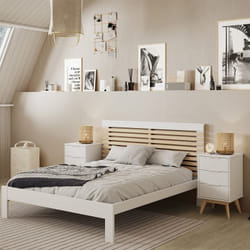 LAUPELL - Pack Lit 140x190cm + 2 Chevets 3 Tiroirs Pin Naturel et Blanc Scandinave