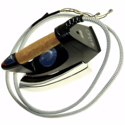 Fer vapeur complet avec cordon pour centrale vapeur DELONGHI 7328137100 Appareils compatibles : [CENTRALE VAPEUR DELONGHI: ]  ...