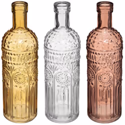 Lot de 3 vases en forme de bouteilles, en verre décoré. D 6,8 x H 24,7 cm. . Couleur : Transparent. Matière: Verre. Hauteur : ...
