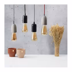 Cette suspension en béton sera l'atout charme de votre décoration intérieure ! Fixez-la au plafond du salon et dénichez l'amp ...