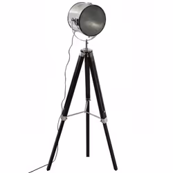 Ce lampadaire projecteur noir dispose d'une tête de lampe en acier et verre de D. 25,5 x P. 19 cm et de pieds en pin.Ajoutez- ...