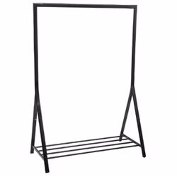 Ce portant en bois sera idéal pour le rangement de vos vêtements, fabriqué en métal coloris noir avec support à chaussures. A ...