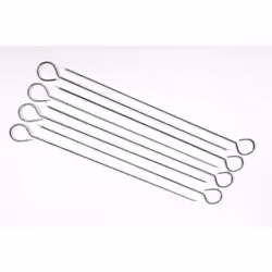 Ce lot contient 2 produits décrits ci-dessous : CONTENU DU COFFRET - Lot de 8 piques à brochettes en métal. CARACTERISTIQUES  ...