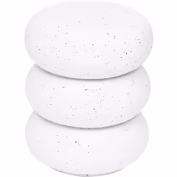 Résolument dans l'air du temps, la table d'appoint Stoneto conjugue un design organique avec une finition effet terrazzo très ...