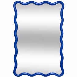 Ajoutez une touche de modernité et d’élégance à votre intérieur avec le miroir mural vague Judy. Avec son design vague et sa  ...