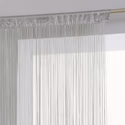 Descriptif : Vous souhaitez parfaire votre déco avec un rideau élégant et moderne . Le rideau fil d'Atmosphera sera idéal pou ...