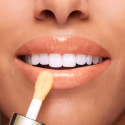 Clarins Lip Comfort Oil baume pour les lèvres Beaume pour les lèvres 01 honey Femmes 7 ml - Vue supplémentaire 5