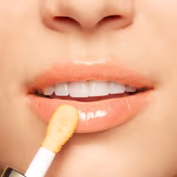 Clarins Lip Comfort Oil baume pour les lèvres Beaume pour les lèvres 01 honey Femmes 7 ml - Vue supplémentaire 6