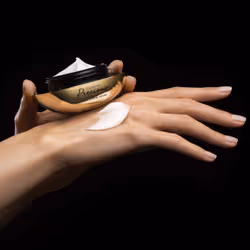 Clarins Precious La Crème Riche Crèmes de jour et de nuit Visage