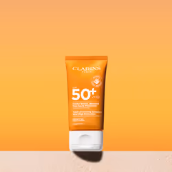 Clarins Crème Solaire Jeunesse Haute Protection SPF 50+ 50ml - Vue supplémentaire 4