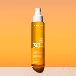Clarins Huile Solaire Embelissante Haute Protection SPF 30 150ml - Vue supplémentaire 4