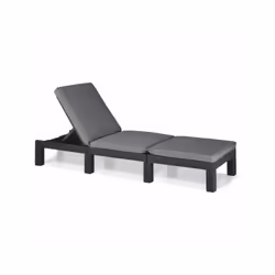 Quoi de mieux qu'une chaude journée d'été où tout est possible. Accordez-vous une journée de farniente sur la confortable cha ...