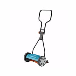 La tondeuse hélicoidale 330 Classic de GARDENA est une tondeuse manuelle adaptée aux petites surfaces de pelouse. Avec sa cou ...