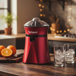 Techwood Tpf-35, Presse Agrumes Electrique 1l Rouge Avec Pieds Anti-dérapants, Bol Verseur Translucide Gradué