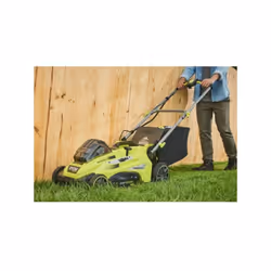 Découvrez la tondeuse sur batterie brushless RYOBI RLM36X46H50PG 36V Power Assist(TM) avec une largeur de coupe de 46 cm, ram ...