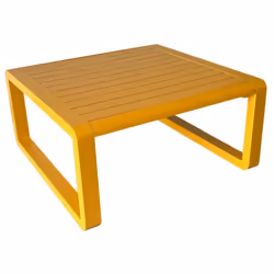 Observez les lignes droites et arrondies de la table basse Tonio. Un raffinement tout aluminium. L' aluminium est recouvert d ...