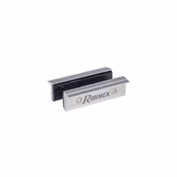 Mors alu magnétiques avec gomme 100mm en lot de 2 Idéal pour serrer sans marquer vos pièces à travailler.Adaptable sur étau d ...