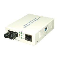 MCL Transceiver 10/100 Base-TX (RJ45) / 100 Base-FX SC Multimode convertisseur de support réseau 100 Mbit/s