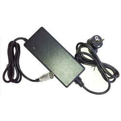 DLH DY-AI3790 adaptateur de puissance & onduleur Intérieure Noir