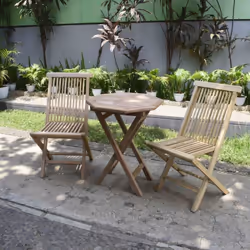 Ce salon de jardin 2 places est intégralement en Teck, ce qui garantit un produit robuste et résistant aux intempéries. Cet e ...