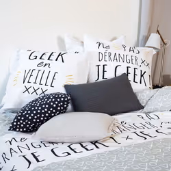 Housse de couette 220x240 + 2 taies d'oreiller 63x63 Coton Geek - Vue supplémentaire 4