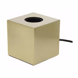 Cette superbe lampe à poser carré est compatible avec les ampoules au culot E27 (ampoules non incluses) pour les sublimer de  ...
