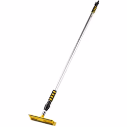 Double fonction raclette et brosse. Ce lave-vitre téléscopique double face est muni d'un côté brosse en mousse alvéolée pour  ...