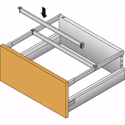 Pour tiroir ArciTech. Bandeau transversal avec fixation clipsable. Permet de compartimenter un tiroir pour ranger des élémént ...
