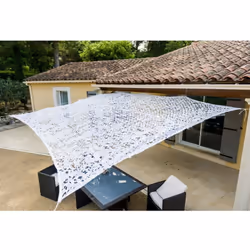 Description générale La toile d'ombrage ajourée est conçue pour offrir une protection contre le soleil tout en permettant une ...