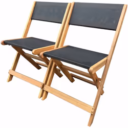 Lot de 2 chaises pliantes en bois exotique "Seoul" Nous vous proposons ce lot de 2 chaises en bois résistantes et fiables, pa ...