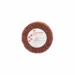 Présentation : Cette brosse 3M scotch-brite FF-ZS coarse diamètre 75 mm possède une structure flexible qui permet une grande  ...