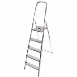 L'escabeau ménager 5 marches Selekta MixAlu L'escabeau 5 marches Selekta MixAlu permet d'accéder à une hauteur maximale de 3m ...