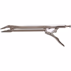 PINCE ETAU A BEC LONG Longueur : 380 mm Idéal pour les espaces confinés. Avec vis de réglage et levier de déblocage Utilisati ...