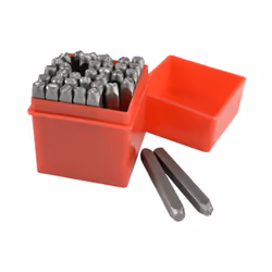 Jeu de 36 poinçons, lettres et chiffres à frapper. Hauteur des lettres et chiffres à frapper : 5 mm. Pour marquer différents  ...