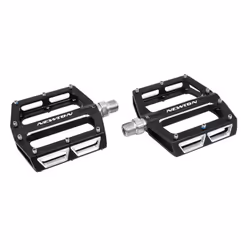 Pédales VTT descente - BMX a roulements CNC filetage 9-16 avec picots alu Newton