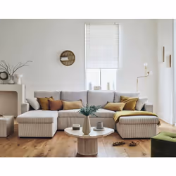 Description générale Offrez un nouveau décor à votre salon avec le canapé panoramique en U Cyrus. Ce modèle contemporain, rev ...