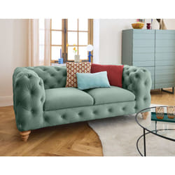 Walter - canapé 2 places chesterfield en velours - pieds bois