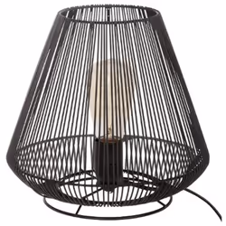 Offrez-vous cette superbe lampe à poser en métal noir, son design original modernisera votre décoration d'intérieur. Pratique ...