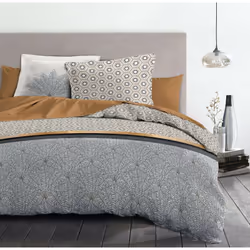 LE LOUXOR COMPREND : 1 HOUSSE DE COUETTE & TAIES D'OREILLER - 100% Coton / 57 Fils - Tissage serré - Une agréable sensation d ...