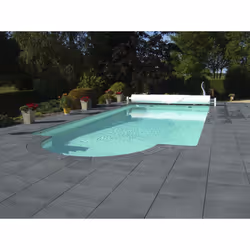 Description générale Les margelles de piscine 'Vendée' sont conçues en pierre reconstituée et offrent une finition contempora ...