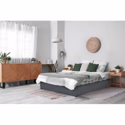 Description générale Découvrez notre lit double en PVC avec coffre 'Ava', un meuble élégant et pratique qui rehausse le confo ...