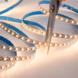 Apportez une touche lumineuse à vos espaces avec le Ruban LED 20M 24V IP20 100LED/M Recoupable à Chaque LED, conçu pour offri ...
