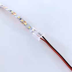 Le Connecteur Simple pour Ruban LED SMD 8 mm IP44 est idéal pour vos installations lumineuses et la connexion stable et sécur ...