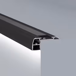 Le Nez de Marche Alu 2M Noir pour Ruban LED 10mm est le profilé parfait si vous souhaitez éclairer vos marches avec un rendu  ...