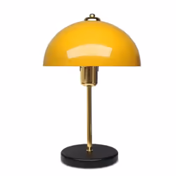 Lampe de table champignon noir 49cm Cette lampe de table en métal noir se distingue par son design à la fois sobre et affirmé ...