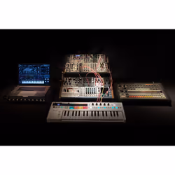 Arturia KeyStep Pro clavier MIDI 37 touche(s) USB Blanc - Vue supplémentaire 8