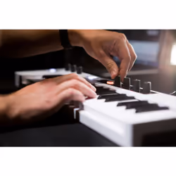 Arturia KeyStep 37 clavier MIDI 37 touche(s) USB Blanc - Vue supplémentaire 7