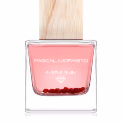Enveloppez-vous d’un parfum grâce auquel vous serez d’humeur joyeuse tout au long de la journée&nbsp;! L’eau de parfum Pascal ...