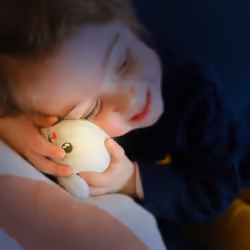Pabobo Coucher facile SHAKIES-RABBIT lumière de nuit pour bébé Autonome Rose, Blanc LED
